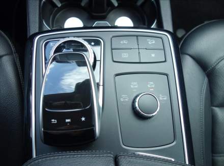 Mercedes-Benz - GLE