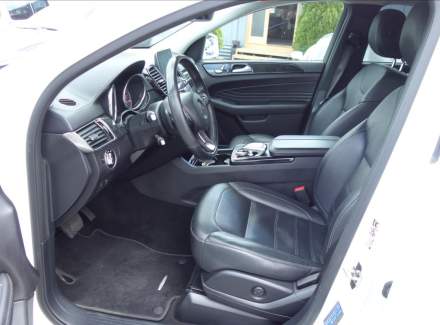Mercedes-Benz - GLE