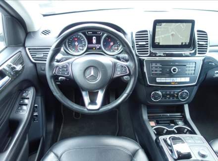 Mercedes-Benz - GLE