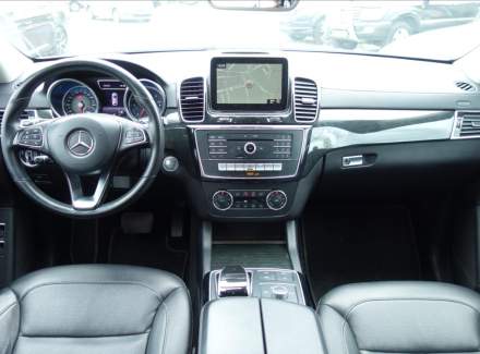Mercedes-Benz - GLE