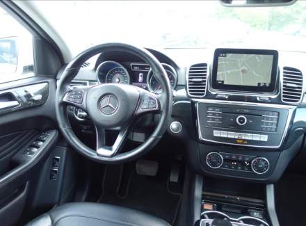 Mercedes-Benz - GLE
