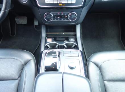 Mercedes-Benz - GLE
