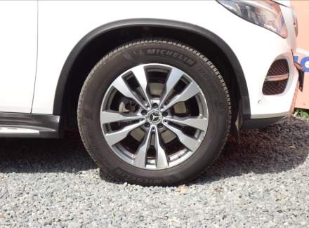 Mercedes-Benz - GLE