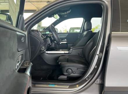 Mercedes-Benz - EQB