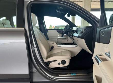 Mercedes-Benz - EQB