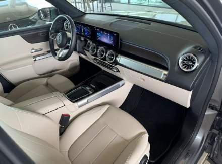 Mercedes-Benz - EQB