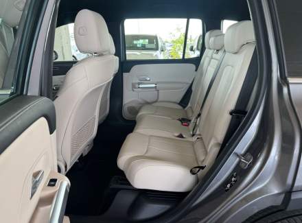 Mercedes-Benz - EQB