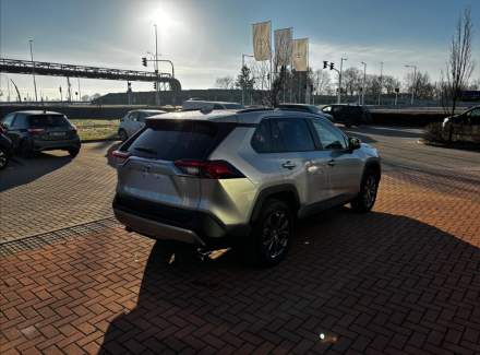Toyota - RAV 4