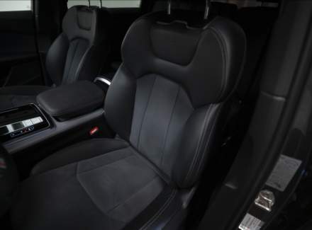 Audi - Q7
