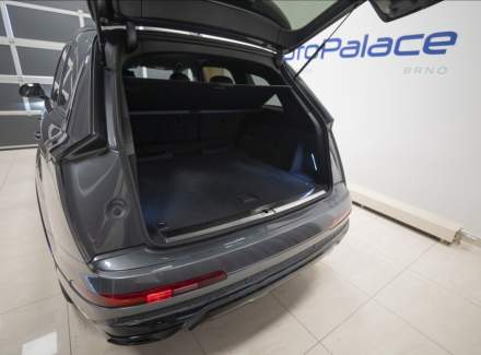 Audi - Q7