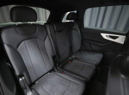 Audi - Q7