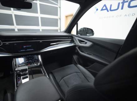 Audi - Q7