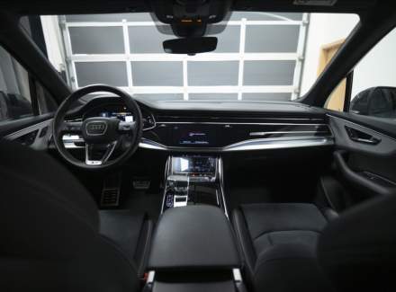 Audi - Q7