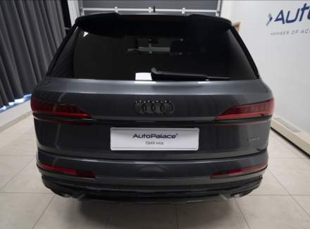 Audi - Q7