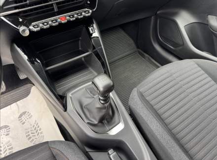 Peugeot - 208