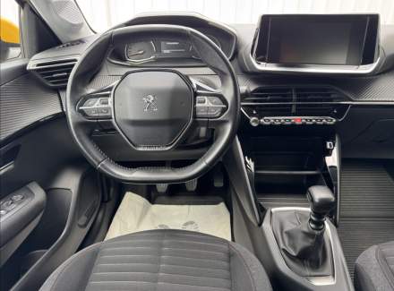 Peugeot - 208