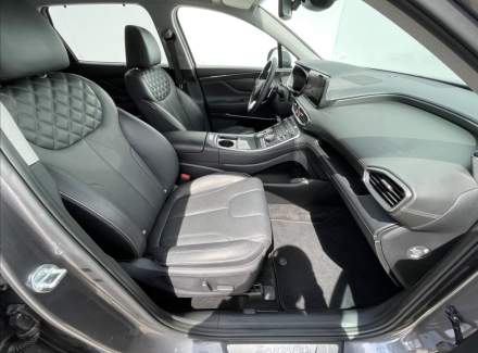 Hyundai - Santa FE