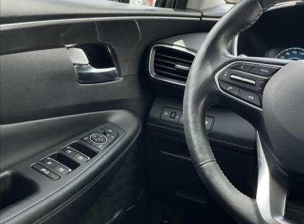 Hyundai - Santa FE