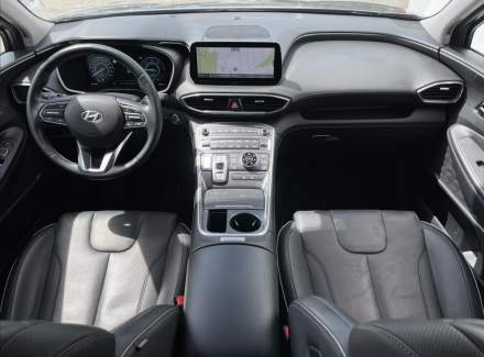 Hyundai - Santa FE