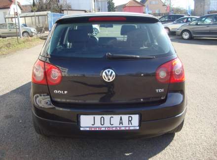 Volkswagen - Golf