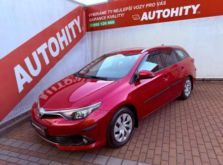 Toyota - Auris