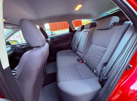 Toyota - Auris