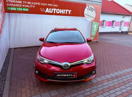 Toyota - Auris