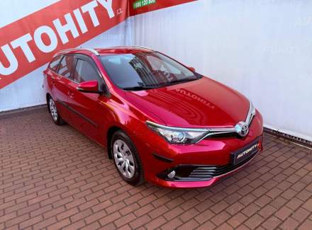 Toyota - Auris