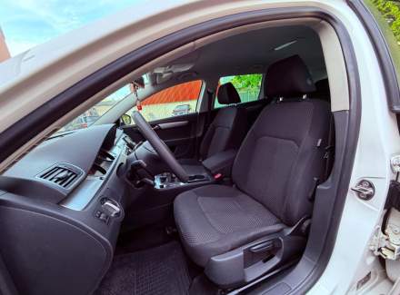 Volkswagen - Passat