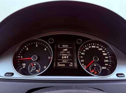 Volkswagen - Passat