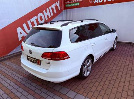 Volkswagen - Passat