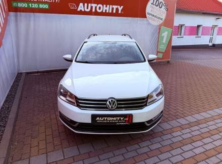 Volkswagen - Passat