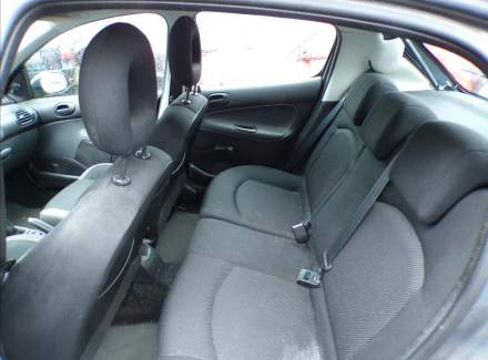 Peugeot - 206
