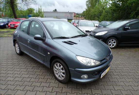 Peugeot - 206