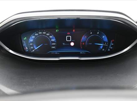 Peugeot - 3008