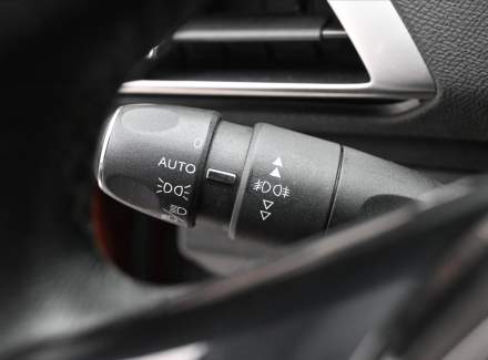 Peugeot - 3008