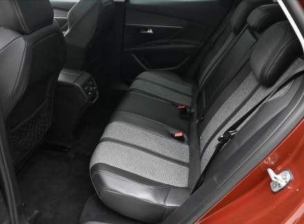 Peugeot - 3008