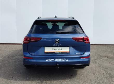 Volkswagen - Golf