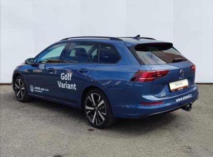 Volkswagen - Golf