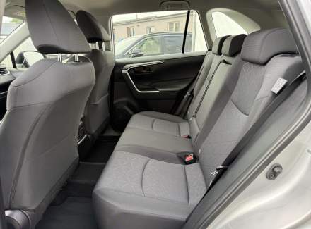 Toyota - RAV 4