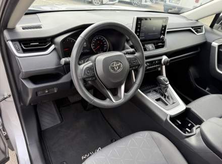 Toyota - RAV 4