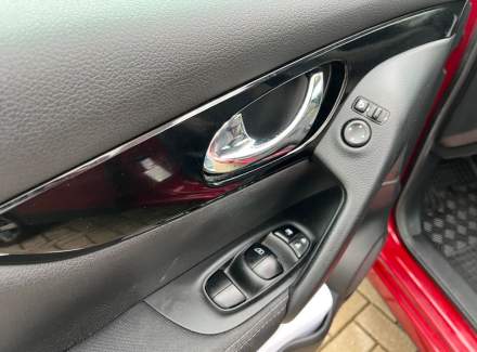 Nissan - Qashqai