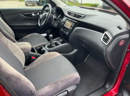 Nissan - Qashqai