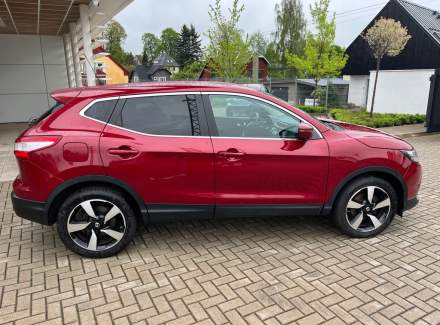Nissan - Qashqai