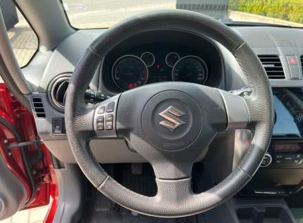 Suzuki - SX4