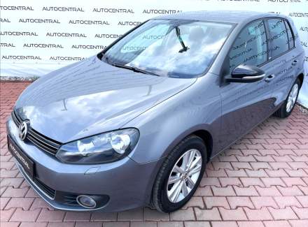 Volkswagen - Golf