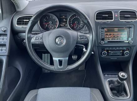 Volkswagen - Golf