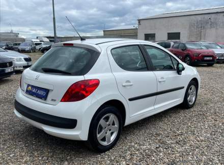 Peugeot - 207