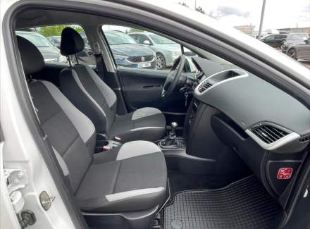 Peugeot - 207