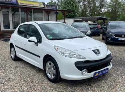 Peugeot - 207